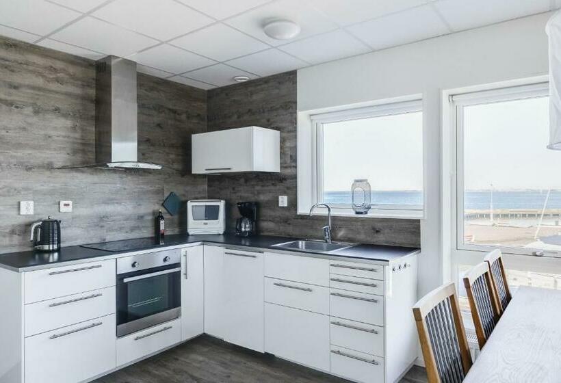 شقة غرفتين, L Hamnen