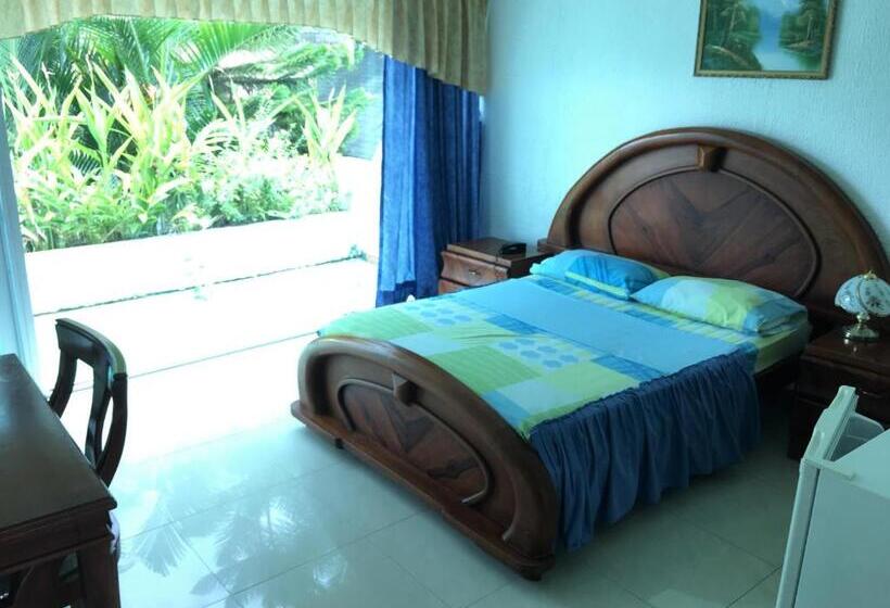 غرفة قياسية, La Cascada   Lago Agrio