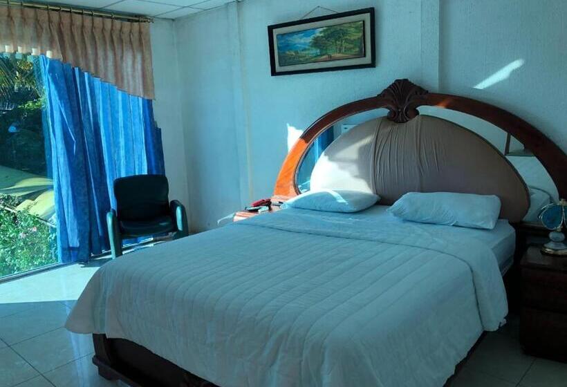 غرفة قياسية, La Cascada   Lago Agrio