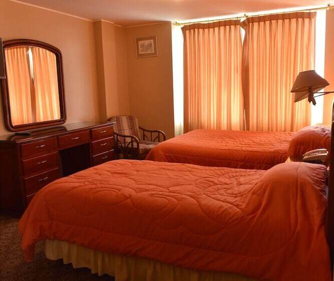 StandaardKamer, Makroz