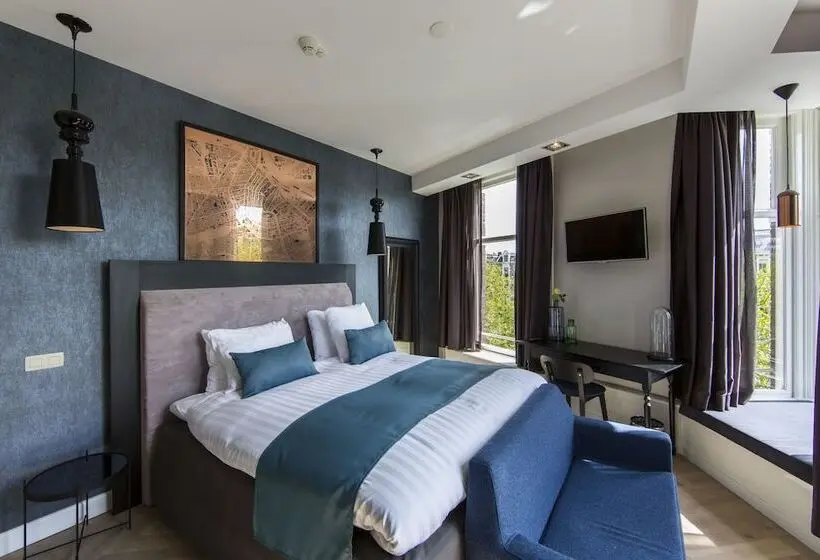 Deluxe Room, No. 377 House