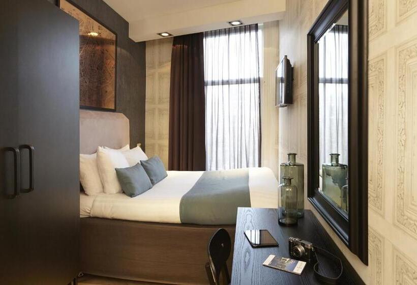 غرفة أساسية, No. 377 House