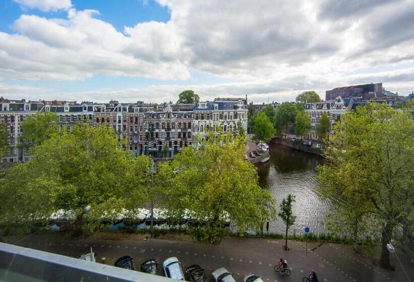 غرفة أساسية, No. 377 House