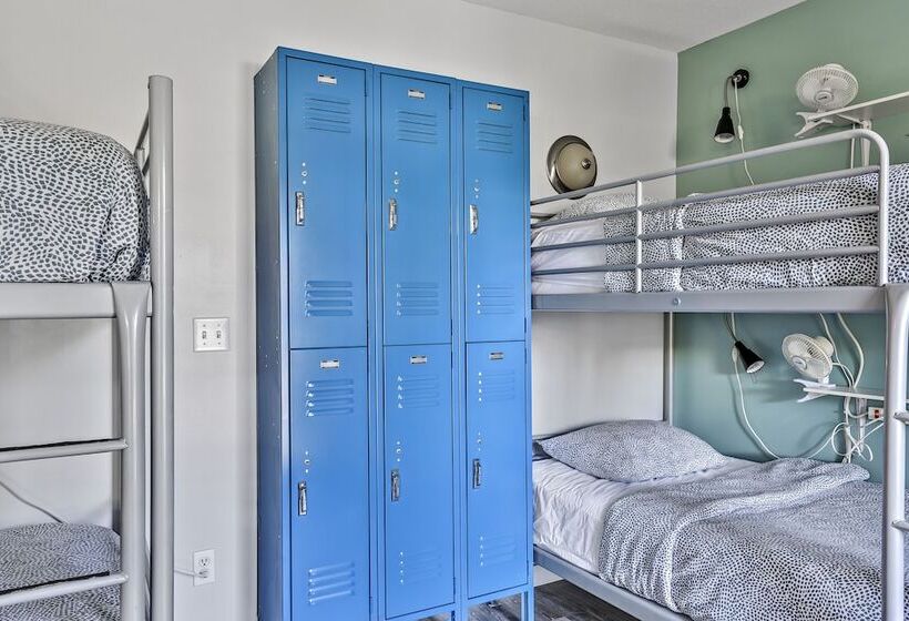 מיטה בחדר משותף, Samesun Banff Hostel