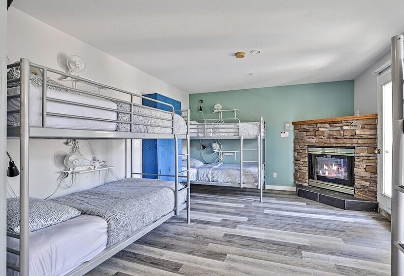 מיטה בחדר משותף, Samesun Banff Hostel