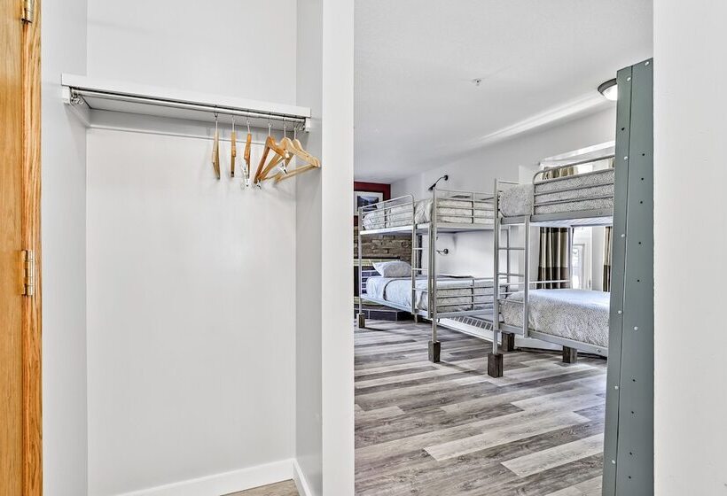 מיטה בחדר משותף, Samesun Banff Hostel