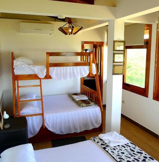 اتاق استاندارد چهار تخته با چشمانداز دریا, Sotavento