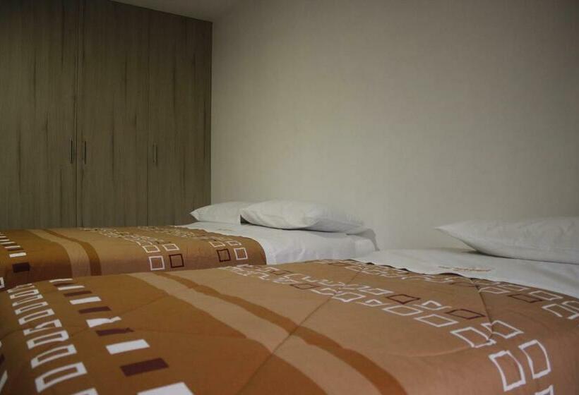 غرفة قياسية, Vallehermoso Lunahuana