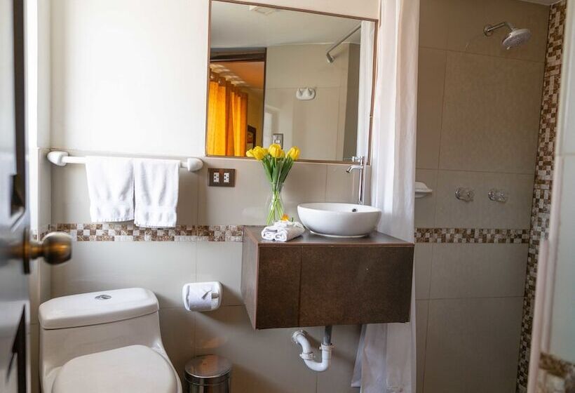 غرفة قياسية ثلاثية, Tikala Cusco Boutique