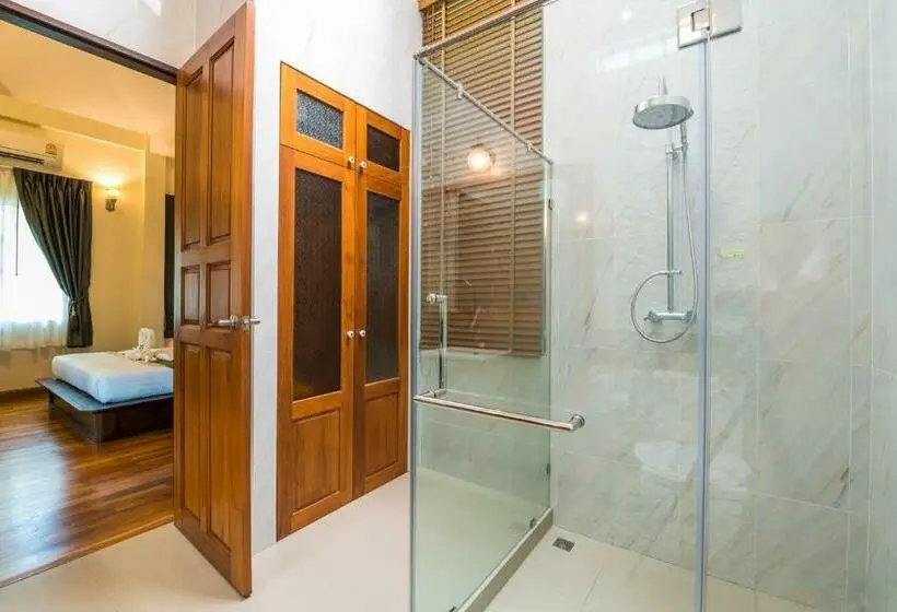 バルコニー付きデラックスルーム, Pattra Vill Resort