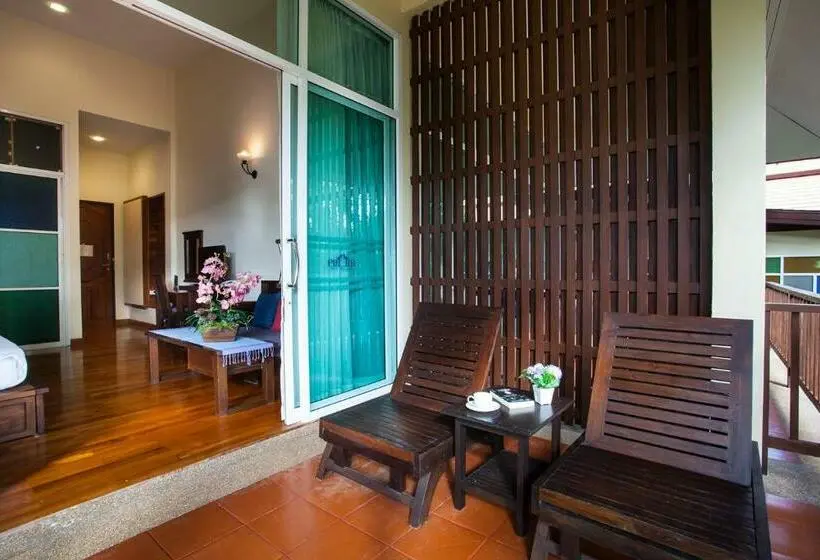 バルコニー付きデラックスルーム, Pattra Vill Resort