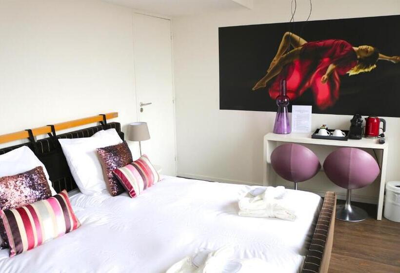 Полулюкс, Saillant Hotel Maastricht City Centre   Auping Hotel Partner