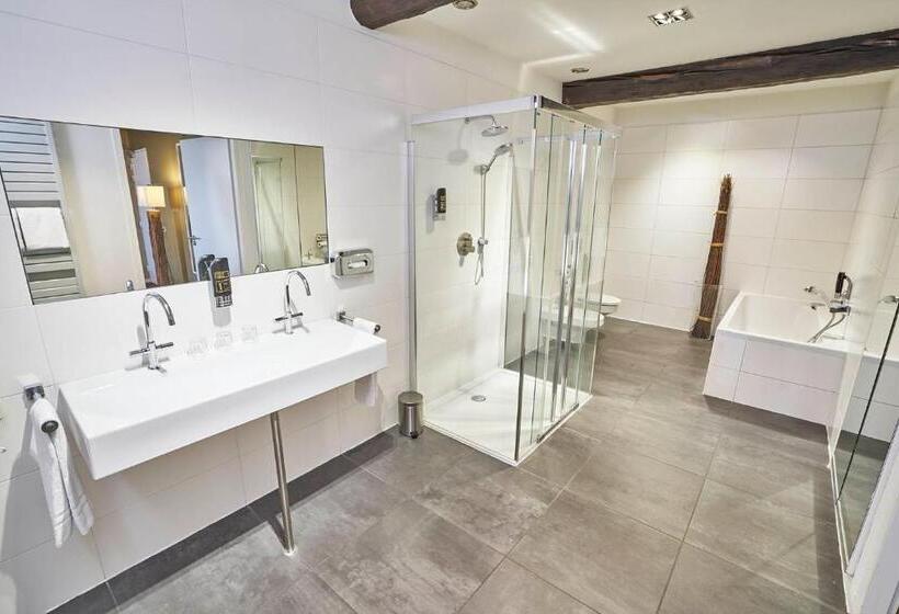 اتاق اجرایی سه نفره, Saillant Hotel Maastricht City Centre   Auping Hotel Partner