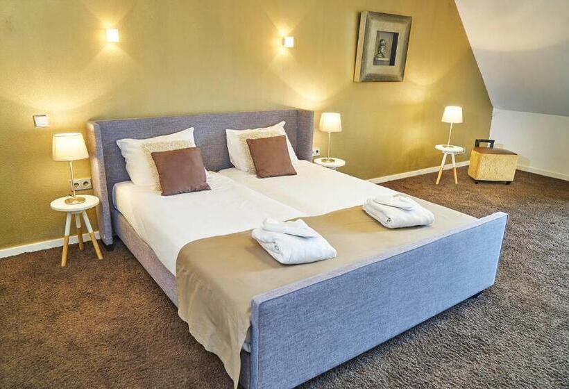 اتاق اجرایی سه نفره, Saillant Hotel Maastricht City Centre   Auping Hotel Partner