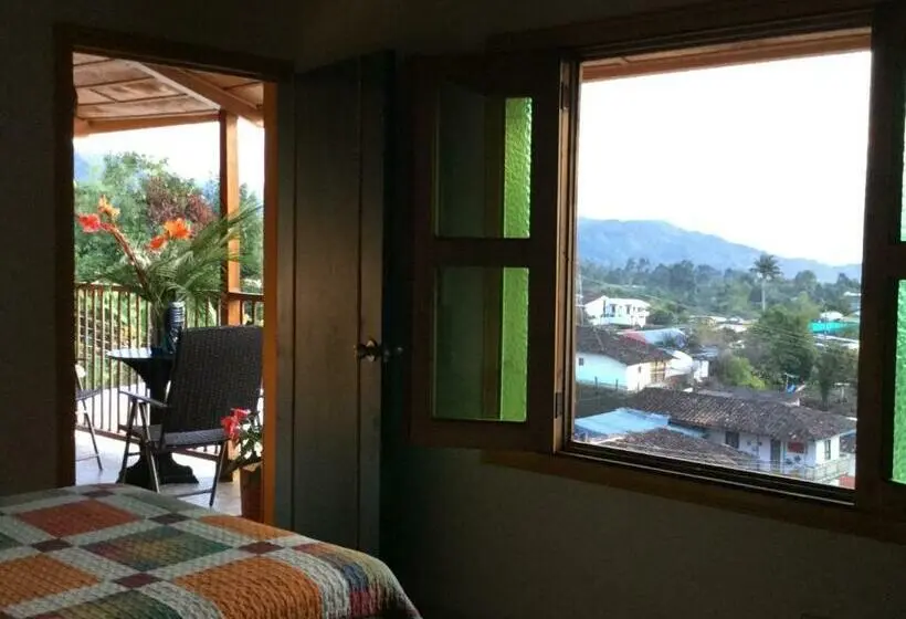 バルコニー付きデラックスルーム, Casa Pachamama