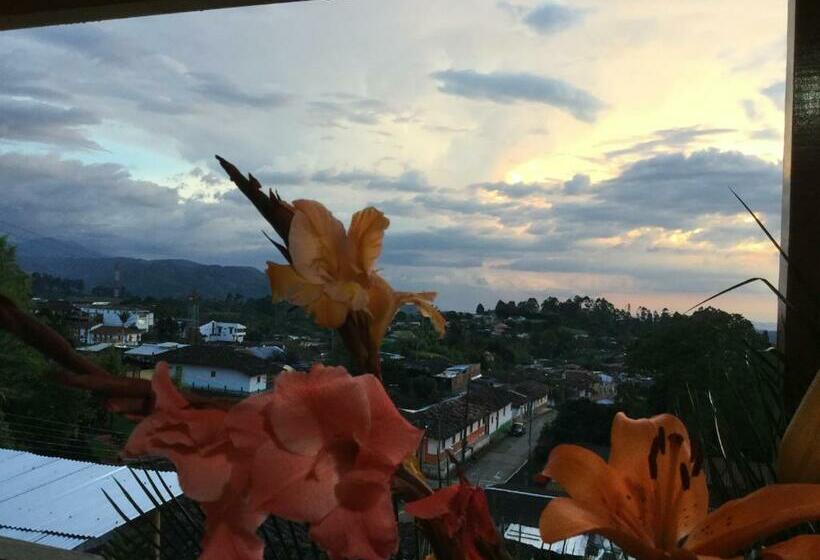 带阳台的豪华间, Casa Pachamama