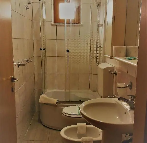 Chambre Standard Individuelle, Vila Veneto