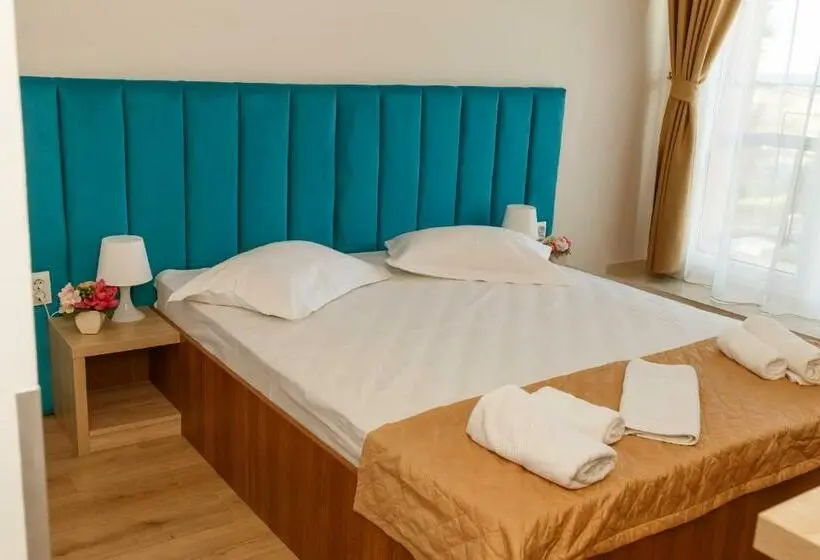اتاق استاندارد, Astoria Patria