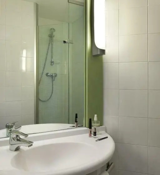 اتاق استاندارد, B&b Hotel Zaragoza Plaza Mozart