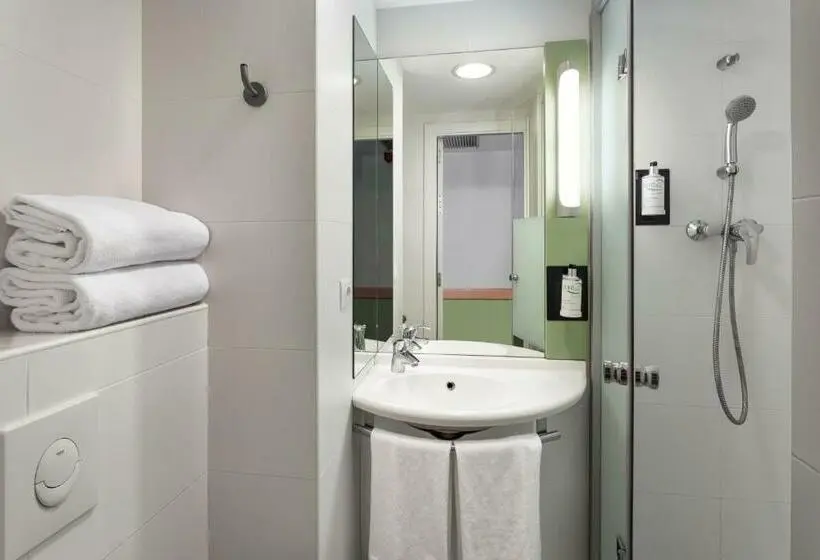 اتاق استاندارد با تخت‌های تاشو, B&b Hotel Zaragoza Plaza Mozart