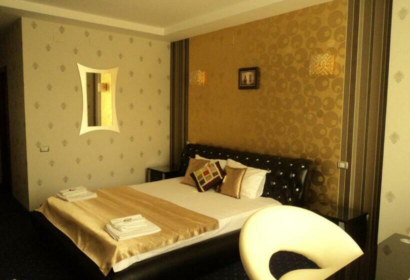 חדר סופריור, Boutique Shine