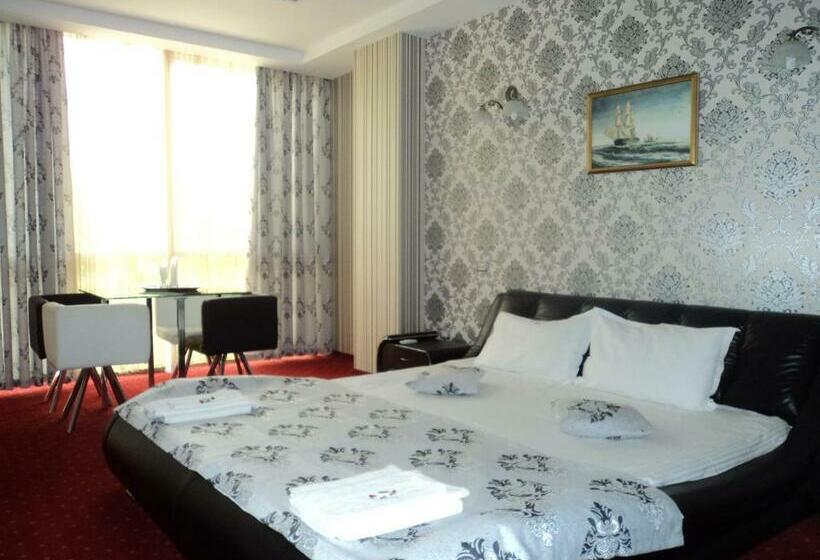 חדר סופריור, Boutique Shine