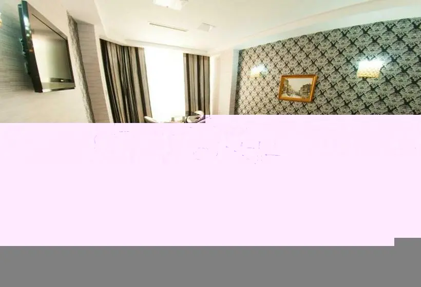 ジュニアスイート, Boutique Shine