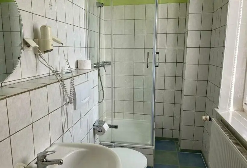 Standard Yhden Hengen Huone, Elfenberg