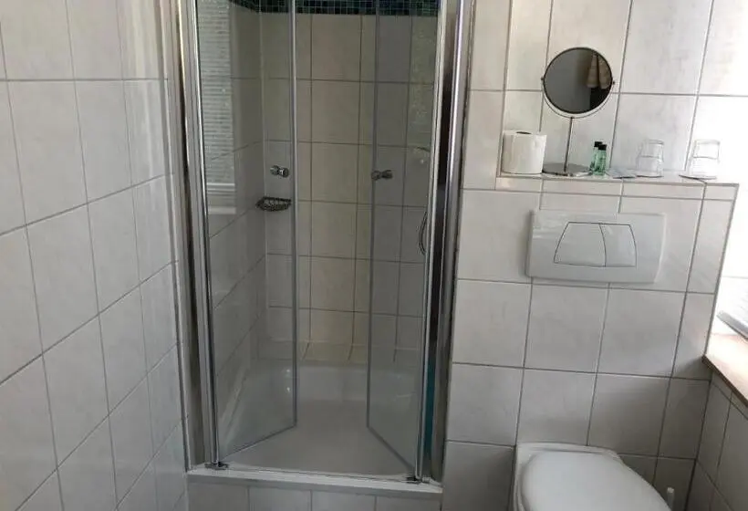 Standard-huone, Elfenberg