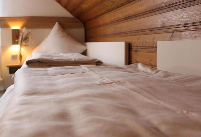 스탠다드 룸, Berghof Wasserkuppe & Gästehaus Fuldaquelle