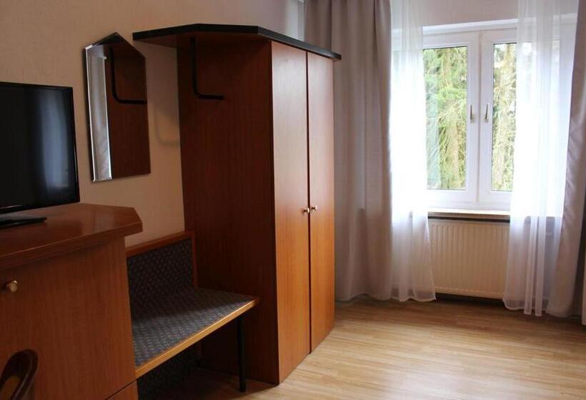 기본룸, Berghof Wasserkuppe & Gästehaus Fuldaquelle