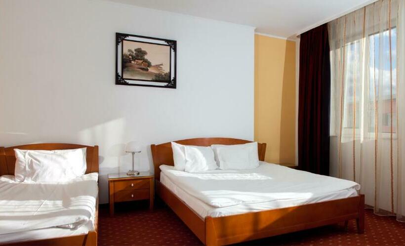 Номер Стандарт Трехместный, Hermes