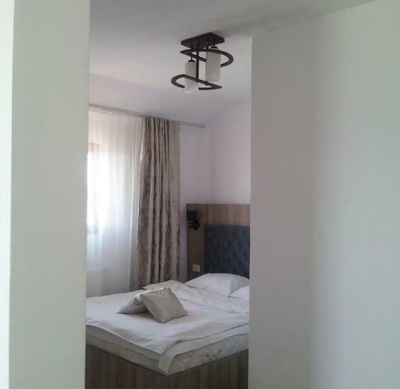 חדר סטנדרט, La John