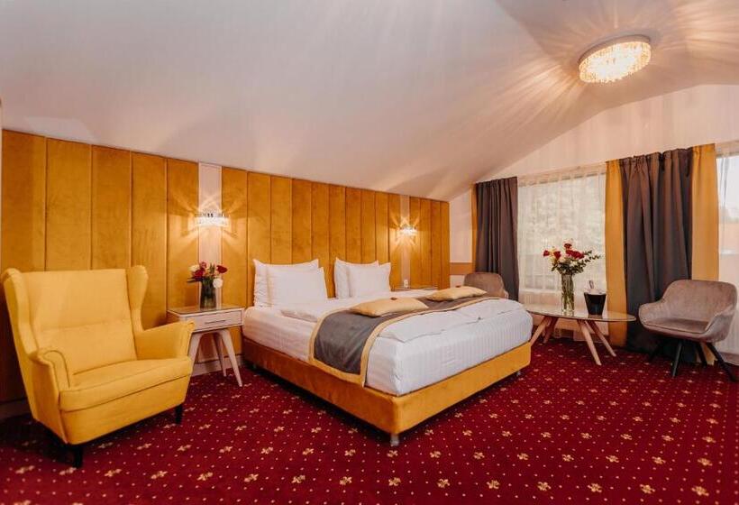 デラックススイート, Lacu Rosu