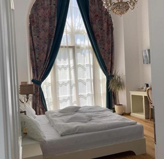 デラックスルーム, Palatul Brukenthal Avrig