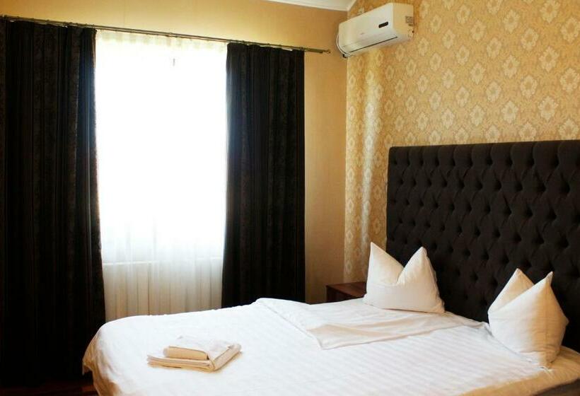 اتاق استاندارد, Papion