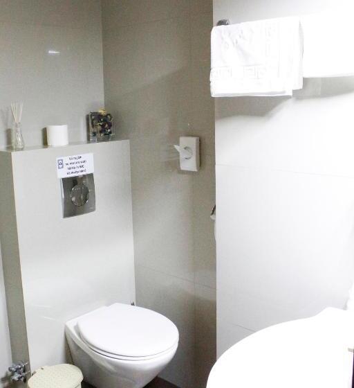 اتاق استاندارد, Papion