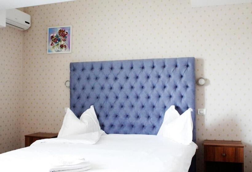 اتاق استاندارد, Papion