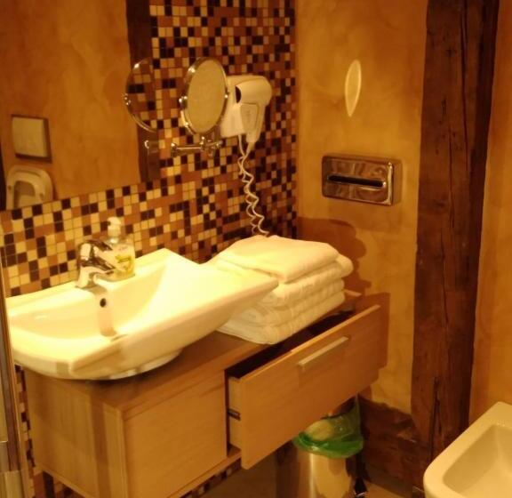 اتاق استاندارد سه نفره, Vila Daria