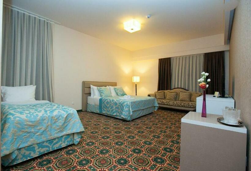 スイート, Romanita