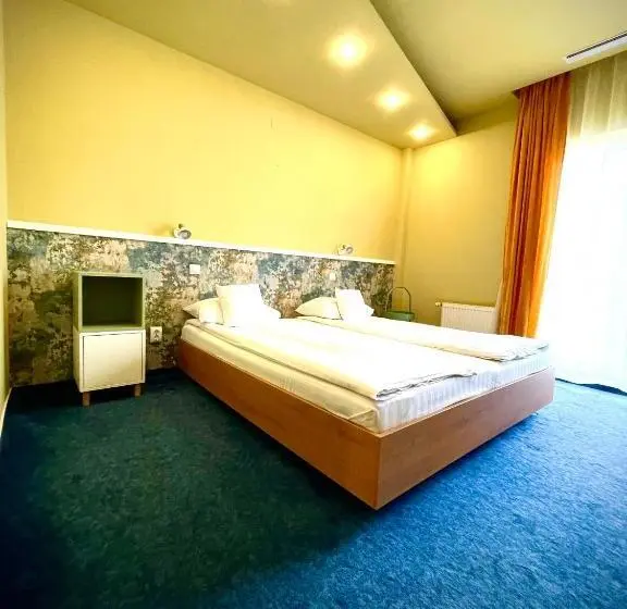 Quarto Superior Cama King, Torontal