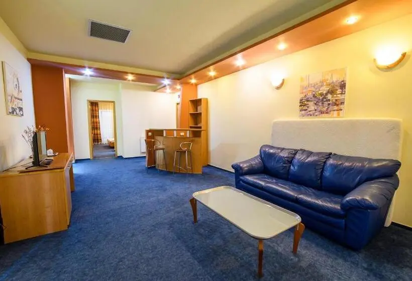 Apartamento 1 Dormitório, Torontal