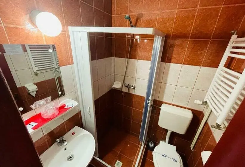 Habitació Estàndard, Turist