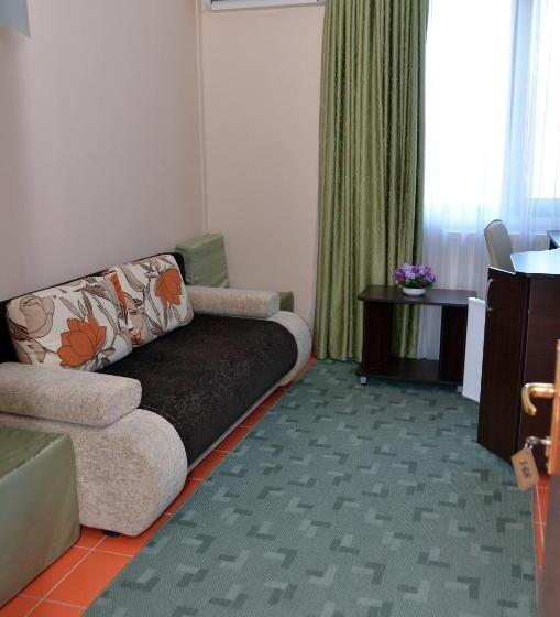 Семейный Номер, Turist