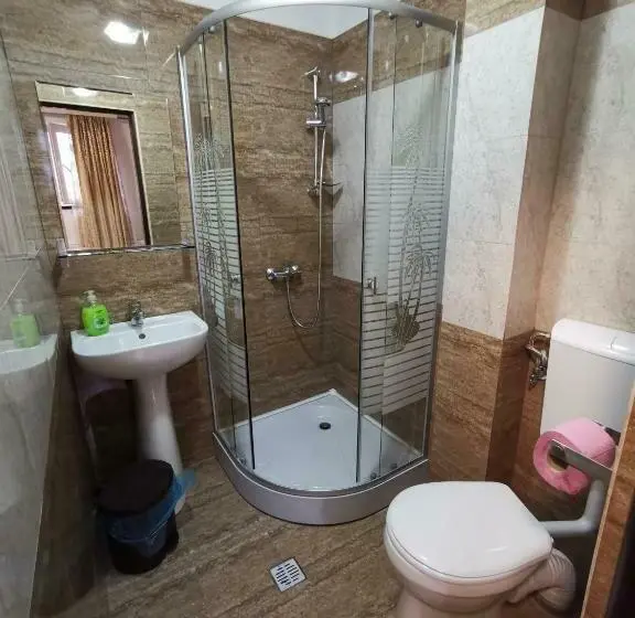 اتاق استاندارد با تخت بزرگ, Joe Hostel