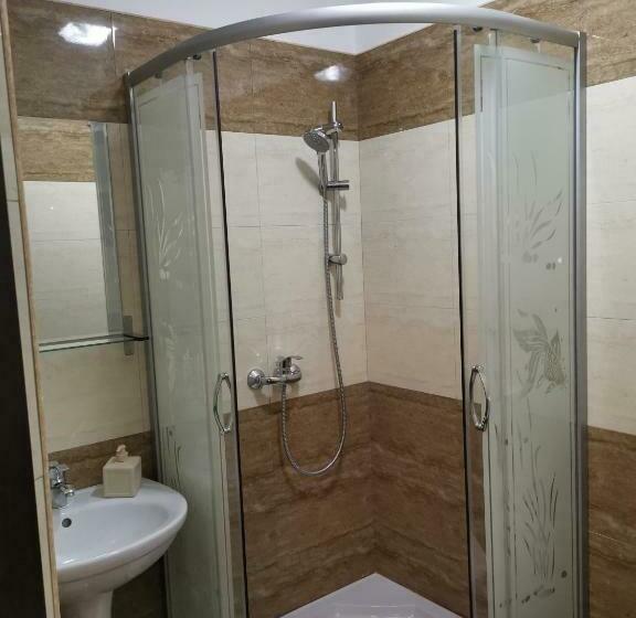 اتاق استاندارد با تخت بزرگ, Joe Hostel