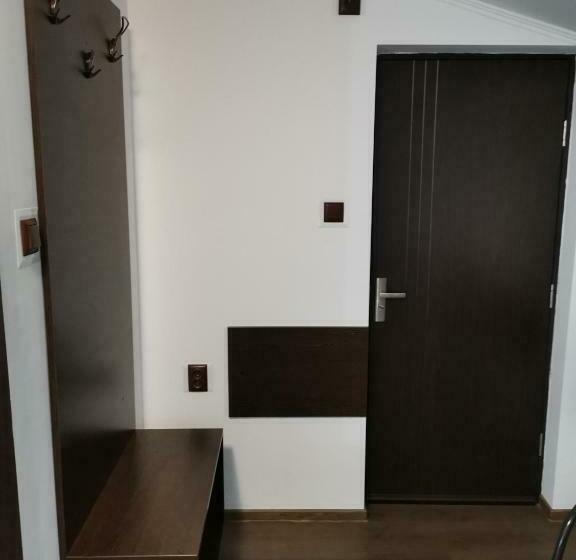 اتاق استاندارد با تخت بزرگ, Joe Hostel