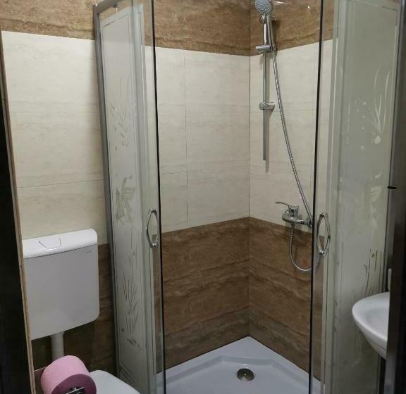 اتاق استاندارد با تخت بزرگ, Joe Hostel