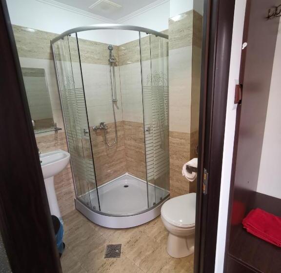 اتاق استاندارد یک نفره, Joe Hostel