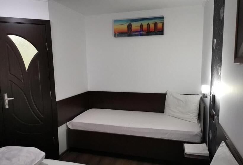 اتاق استاندارد یک نفره, Joe Hostel